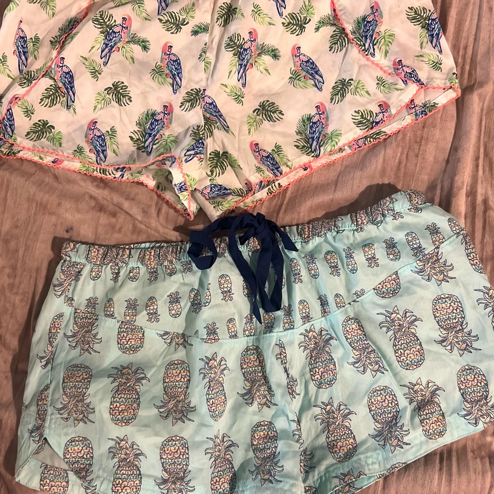 Victoria's Secret Sleeeping shorts Tropical Print Pajama Pineapple, Parrot